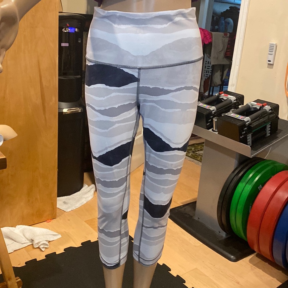 Lululemon Athletica Sport Legging Pants size 6